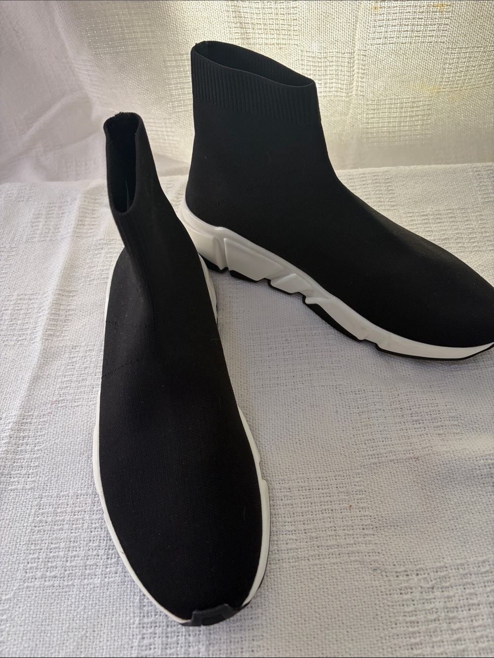 Steve Madden - GAME TIME-  Black Knit Sock Sneakers with White Sole